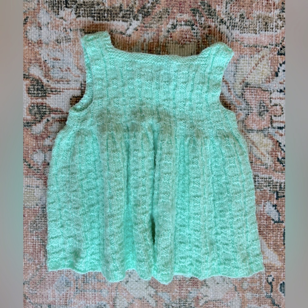 🌿 👼Vintage Handmade Knitted Baby Dresses - Picture 8 of 15